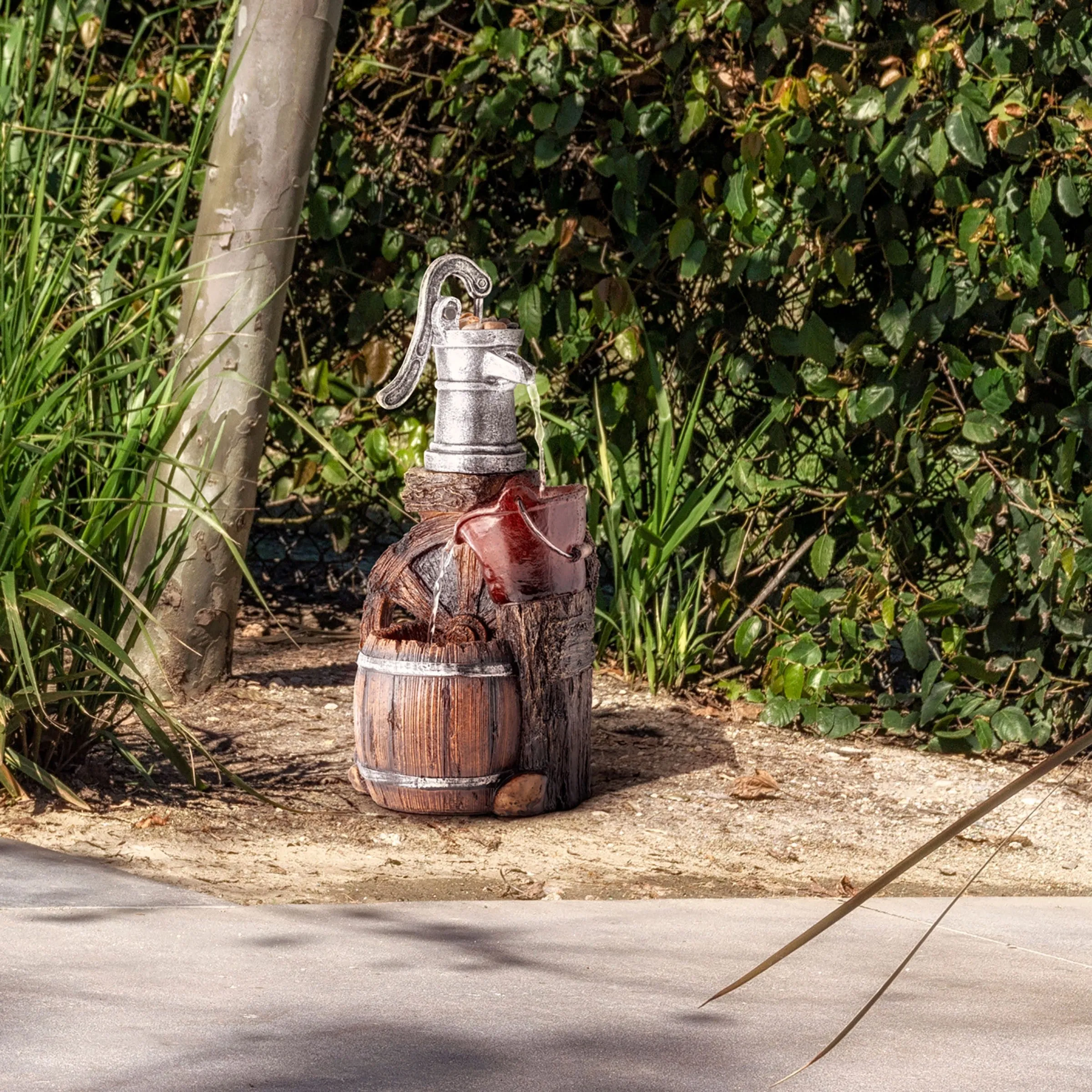 Alpine Corporation 24" Tall Outdoor 3-Tier Old-Fashioned Pump Barrel Fountain Yard Art decor