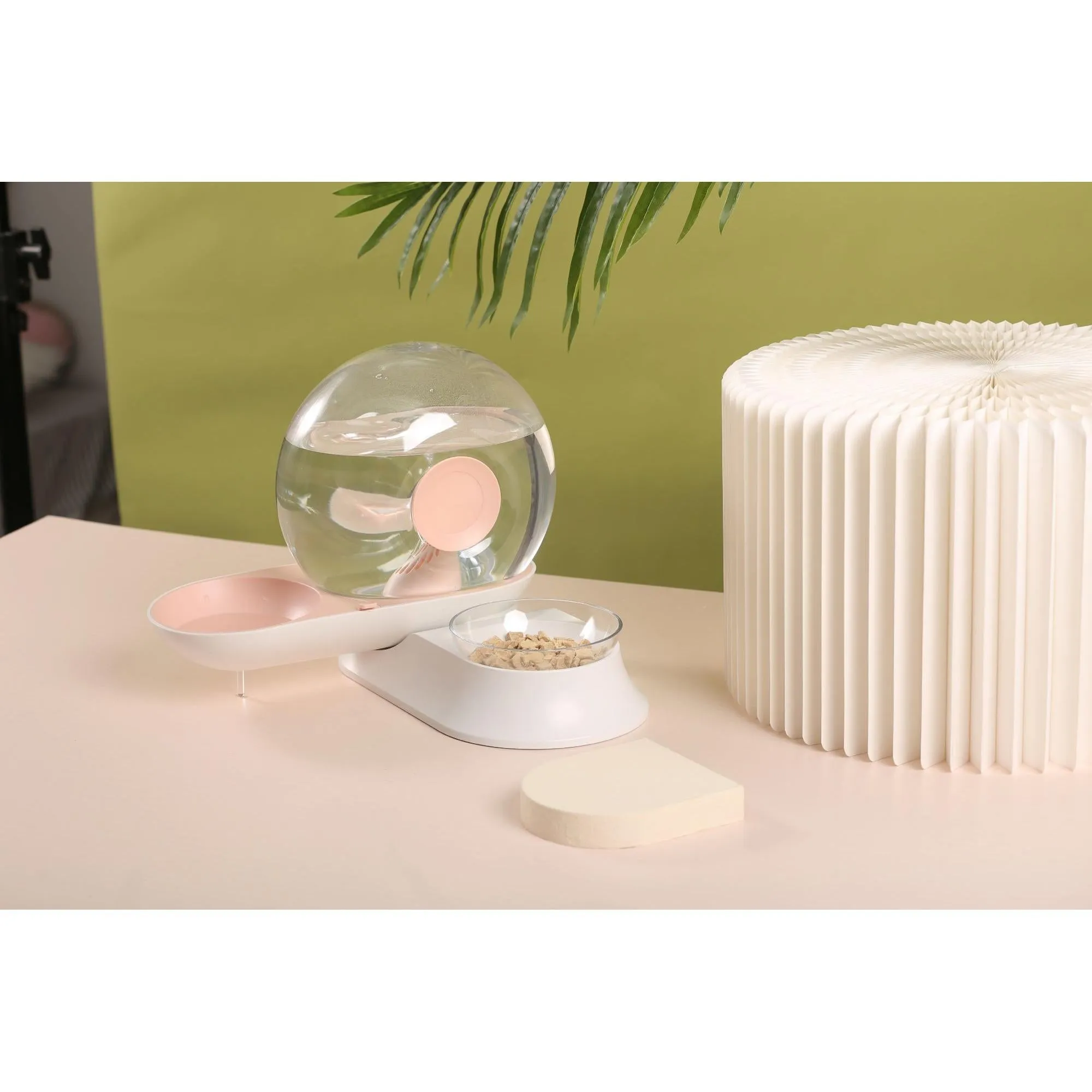 Automatic pet water dispenser Felina