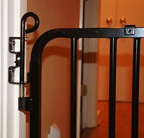 Cardinal Auto Lock Pet Gate - 30" Height