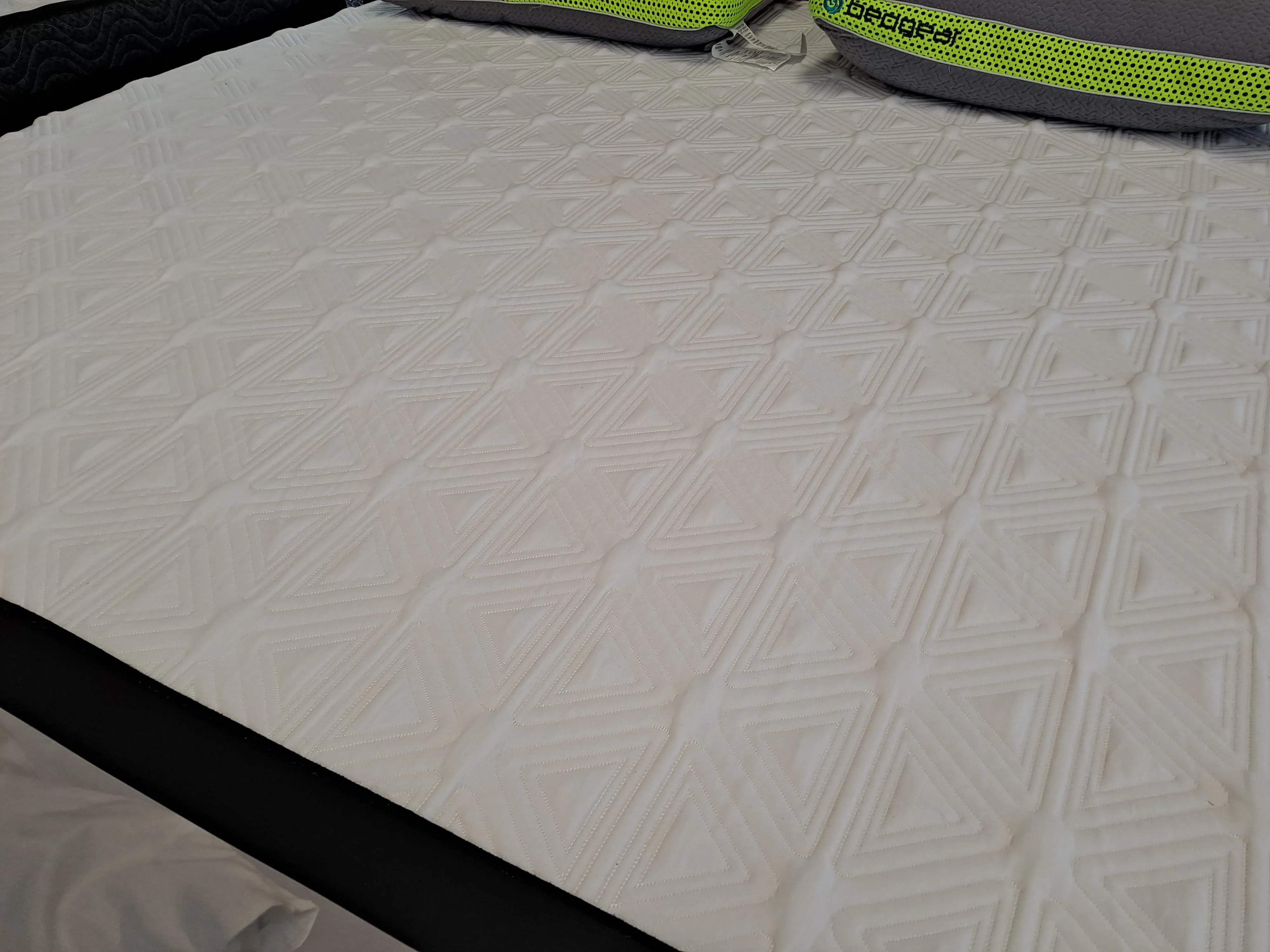 Pure Gel 12 Queen Mattress